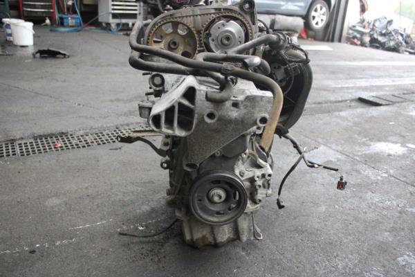 MOTEUR 1.0 ESSENCE VAG - Vue 4